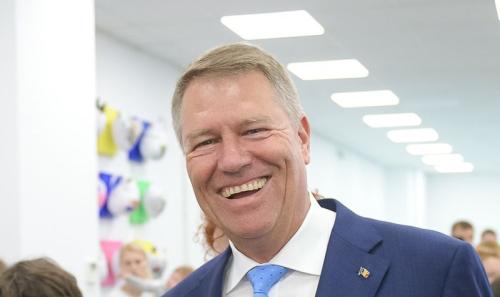 RAZBOI PENTRU TEREN – Klaus Iohannis a castigat la CCR