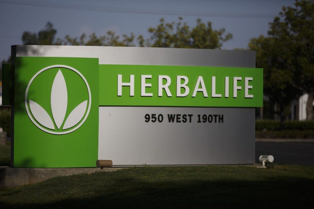corporatia multinationala Herbalife