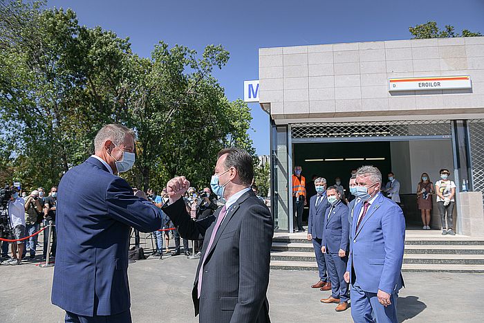 Iohannis a asistat la deschiderea metroului Drumul Taberei