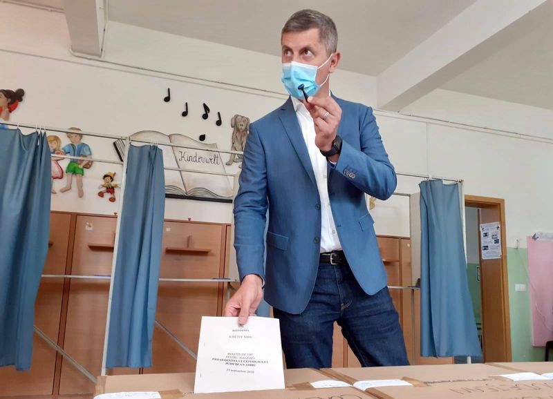 USR cere sa se voteze cu buletinele expirate la alegerile parlamentare.