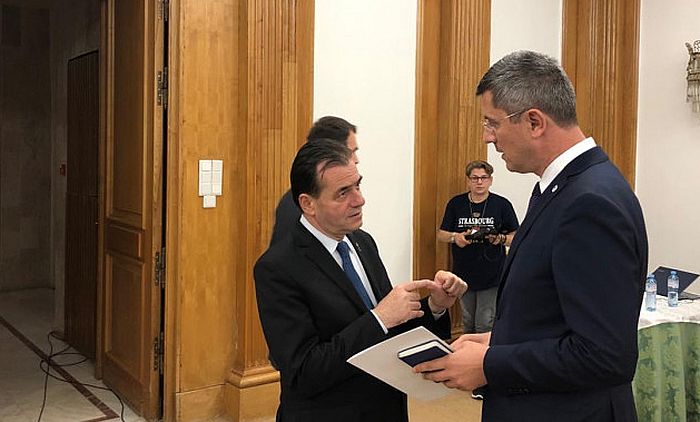 PNL si USR se bat pentru consiliul legislativ