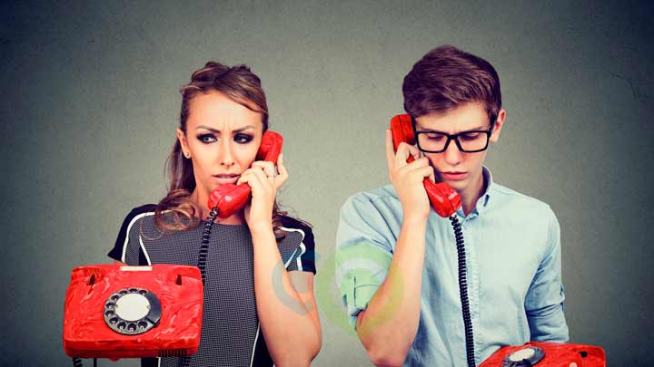 ROMANII VORBESC CU 30% MAI IEFTIN LA TELEFON
