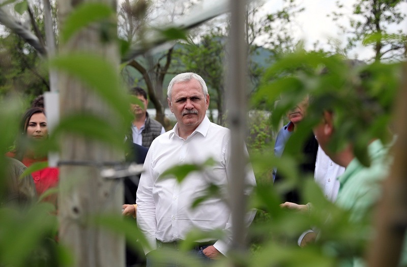 DRAGNEA A FOST INJURAT DEGEABA – Lovitura pentru multinationale. Ministrii de Finante ai celor mai bogate tari au batut palma: multinationalele vor plati impozit global minim de 15% in statele unde realizeaza profitul. Se incearca stoparea practicilor de mutare a profiturilor in paradisuri fiscale. Secretarul Trezorerie SUA: “Dreptate clasei mijlocii”. In Romania, masura a fost propusa fara succes de fostul lider PSD Liviu Dragnea